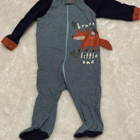 Gerber 0-3M safari footed onesies set of 3 - Picture 2 of 4